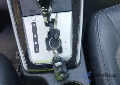 2012 Hyundai Elantra Limited z USA, uszkodzony, nr VIN 5NPDH4AE1CH081335